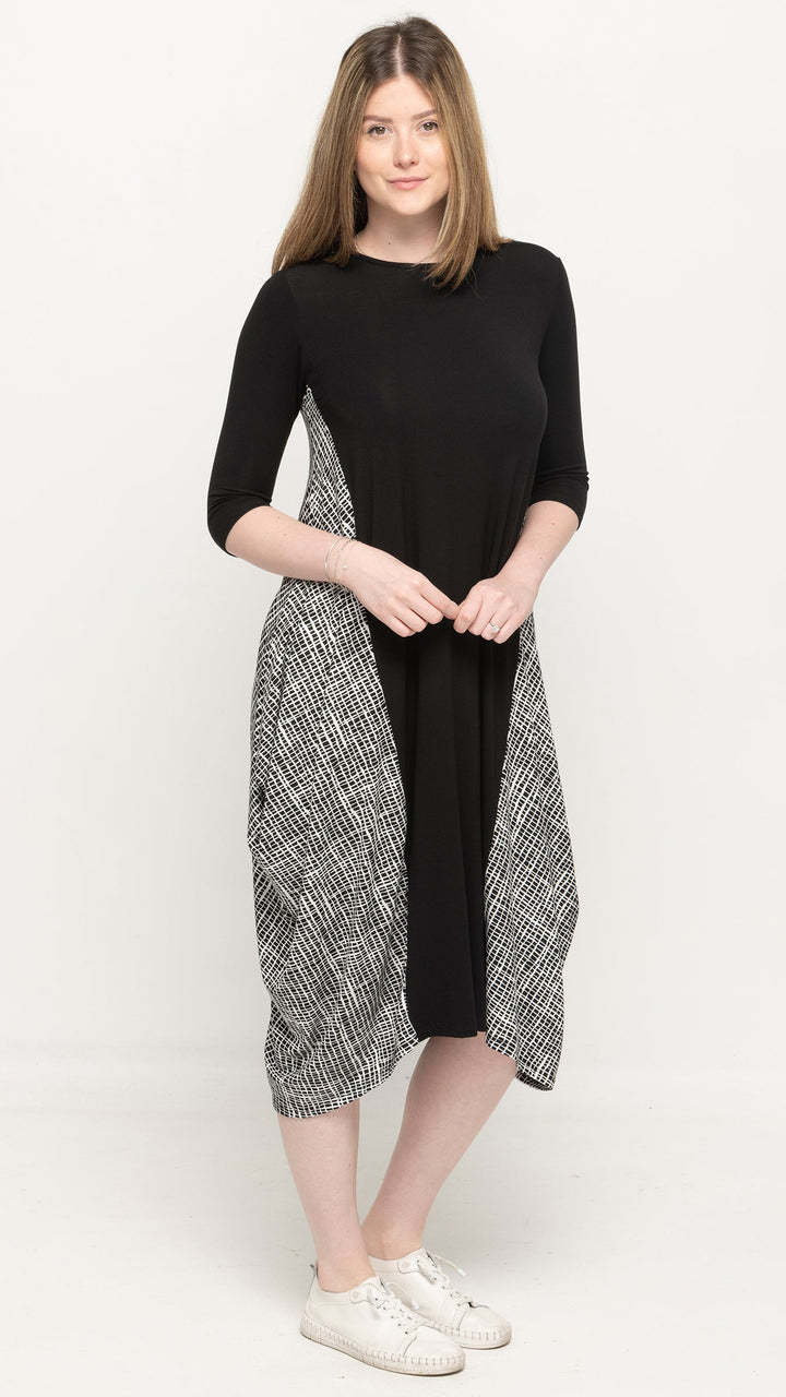 Boho Dress Black/Squiggly Print