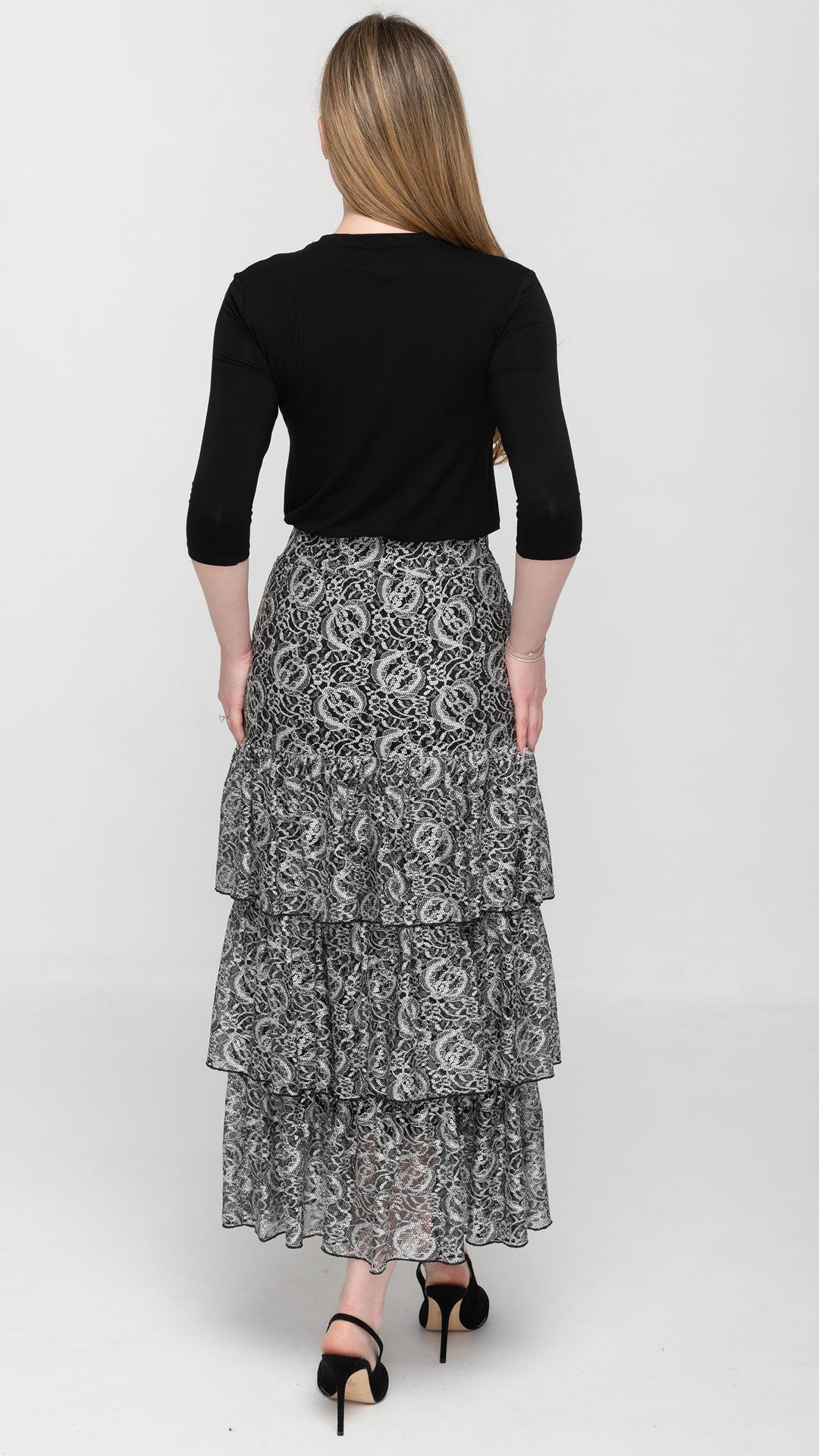Ruffle Skirt Black/White Lace