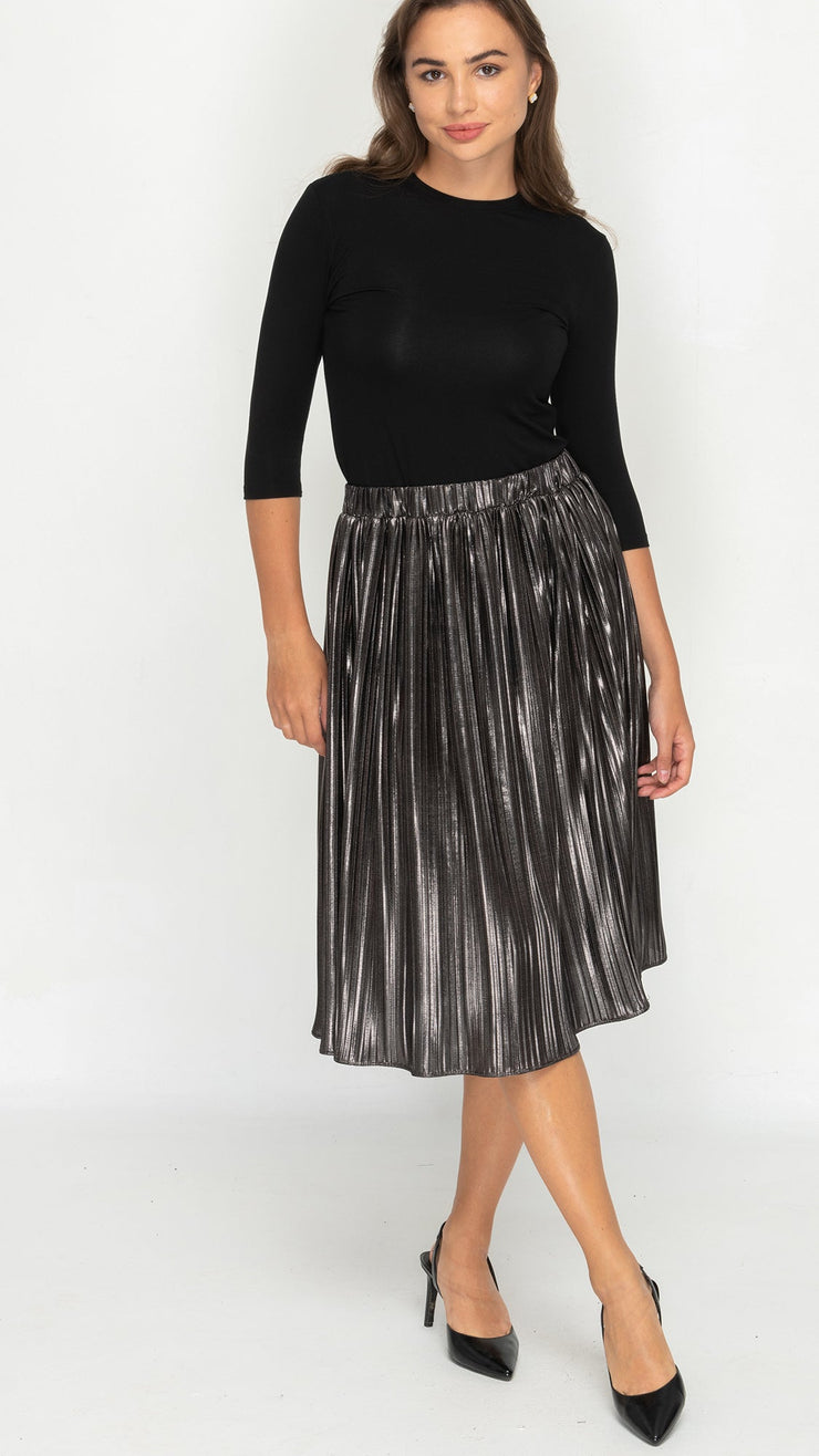 Pleated skirt